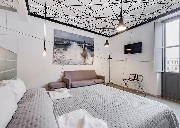 The Upper 4* Roma