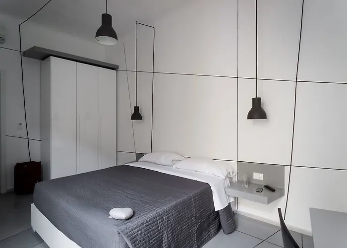 The Upper 4* Roma