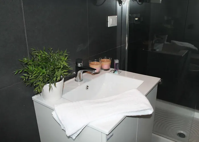 The Upper 4* Roma
